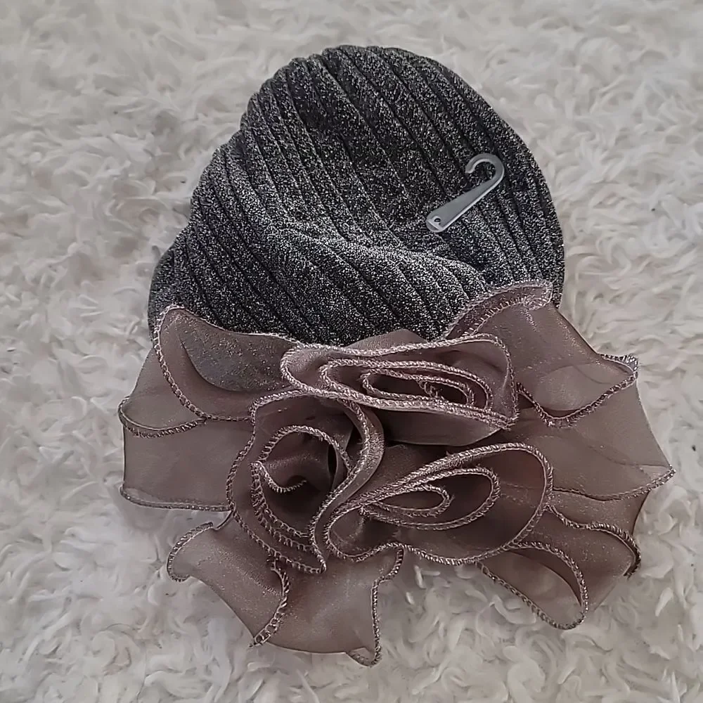 Silver Hat with Floral Design Sz One Size
